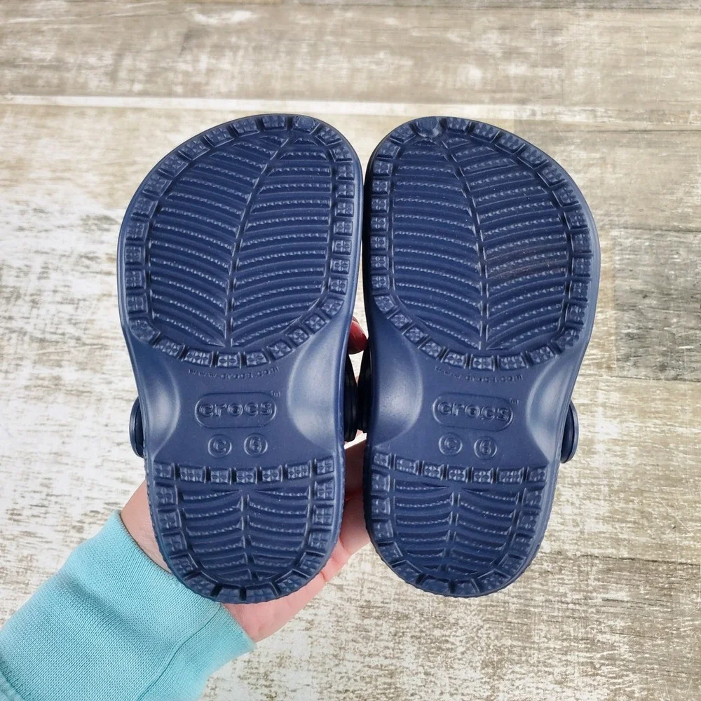 Crocs Classic Clog Kids Sz 6 C6 Blue Rubber Round Toe Comfort Slip On Slingback
